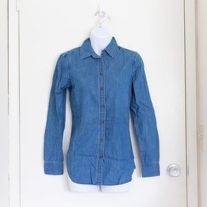 🎉4 for $10🎉 BR - Chambray Buttondown Shirt